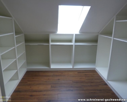 025-begehbarer-kleiderschrank