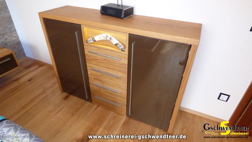 028-sideboard-in-eiche-massiv
