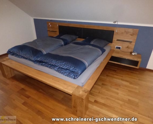 030a-doppelbett-aus-holz-mit-integrierter-ablage