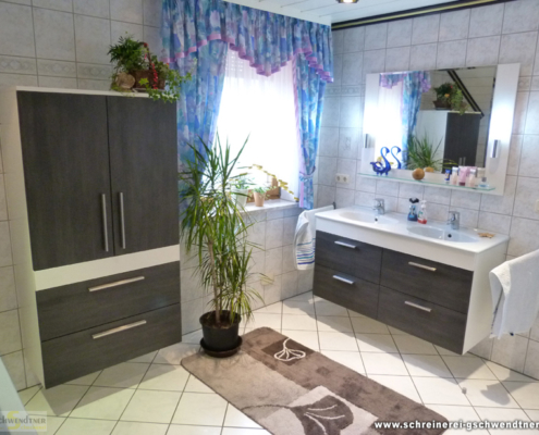 042-badmoebel
