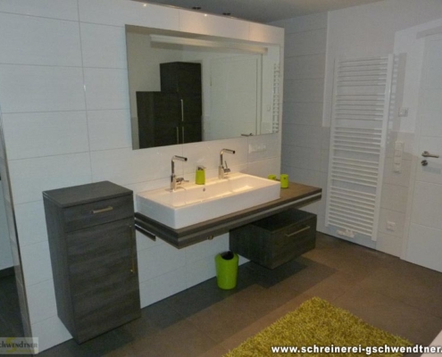 043-waschtisch-mit-schueben