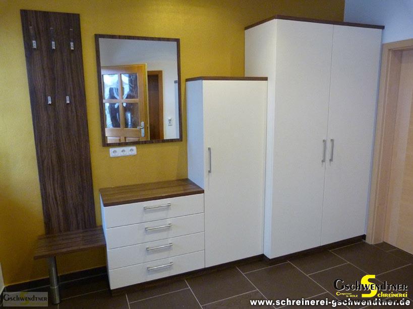 048-garderobe-mit-schrank-in-weiss