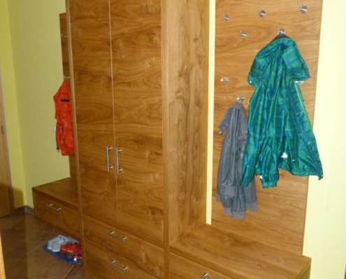 051-garederobe-in-asteiche