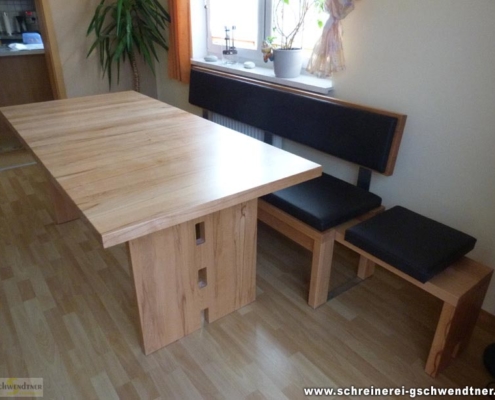 060a-esstisch-mit-lederbank
