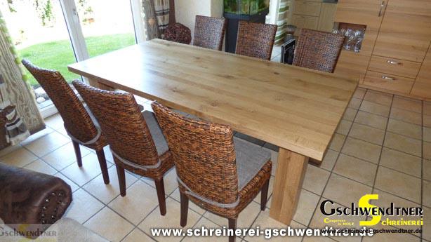 067-esszimmertisch-aus-massivholz