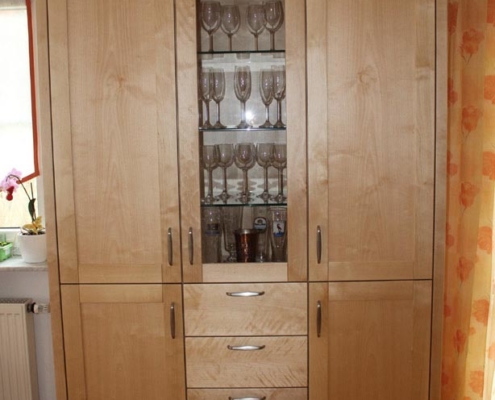068c-vitrine-in-birke