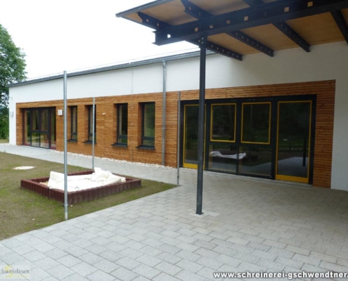 001f-fensterfront-kindergarten