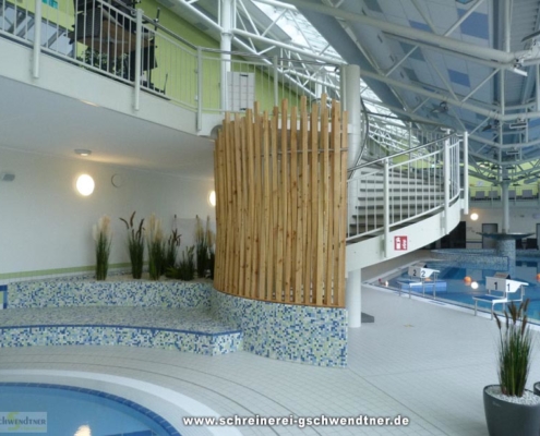 006c-kuenstlerischer-sichtschutz-aus-holz