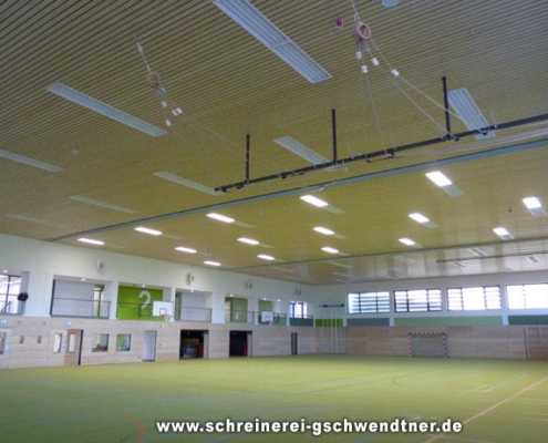 007d-turnhallendecke-aus-holz.jpg