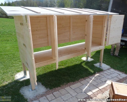 017-bienenstand-offen