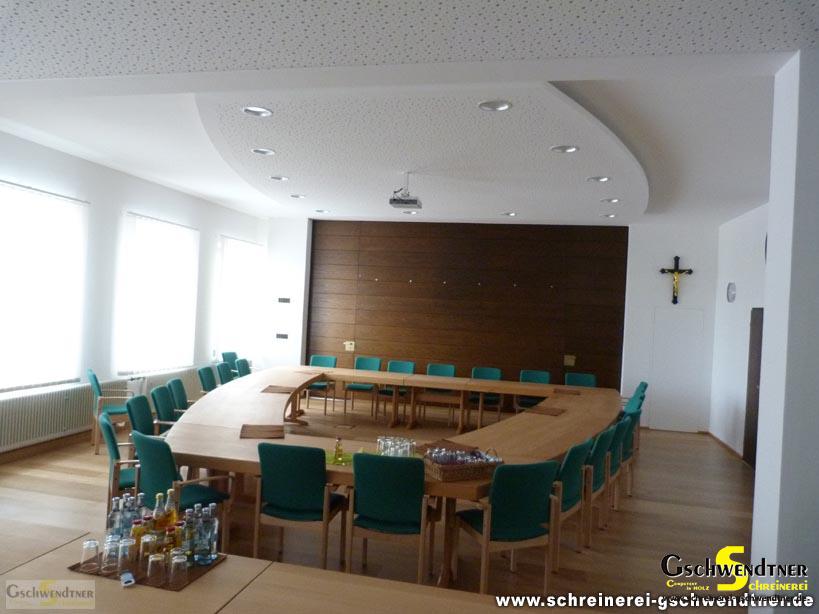 018a-einrichtung-sitzungssaal