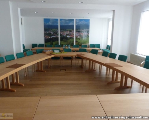 018b-einrichtung-sitzungssaal