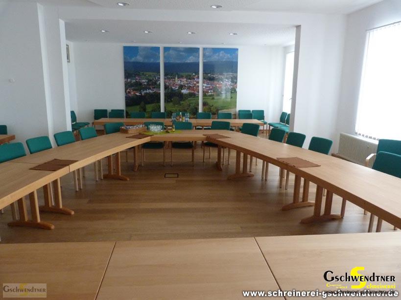 018b-einrichtung-sitzungssaal