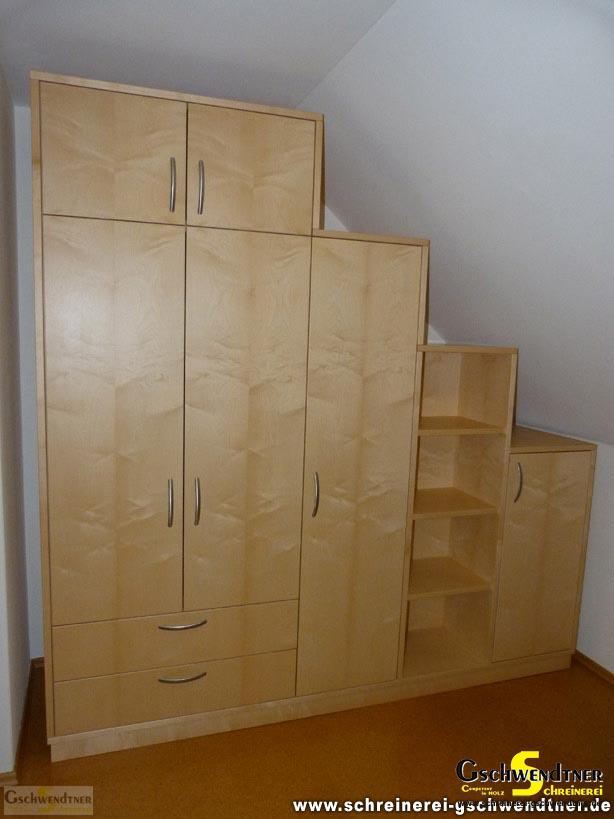 022-einbauschrank-in-dachschraege