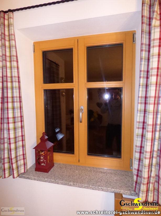 025c-fenster-in-fichte-grün-lackiert