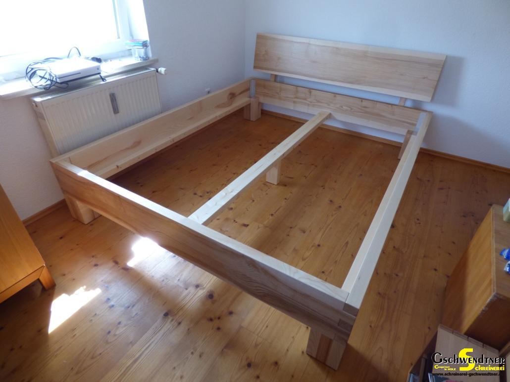 P1030885_ Schlafzimmer Bett