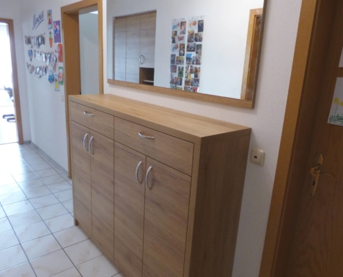 P1040700 Schuhschrank