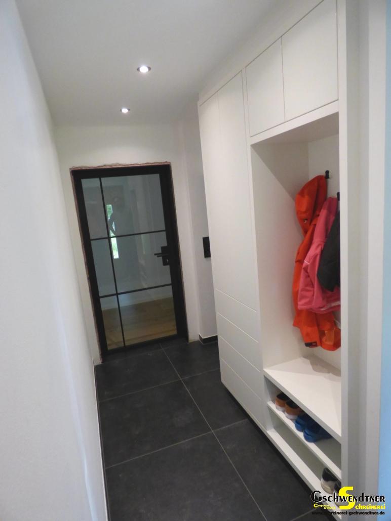 P1040746 Einbau Garderobe