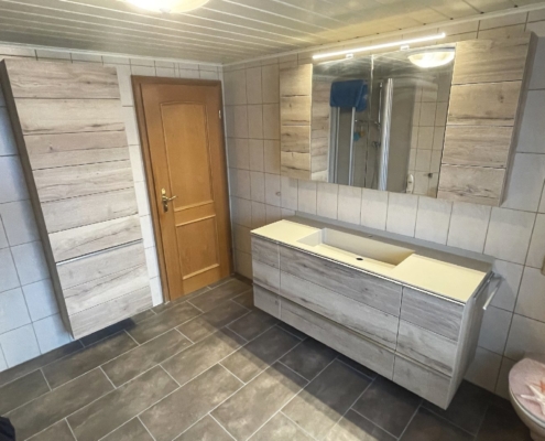 IMG_3741 Bad modern aus Holz