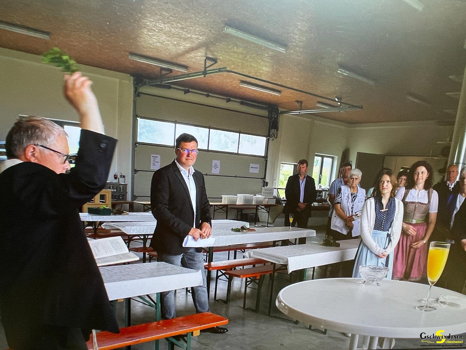 segnung-gschwendtner Segnung durch Pfarrer